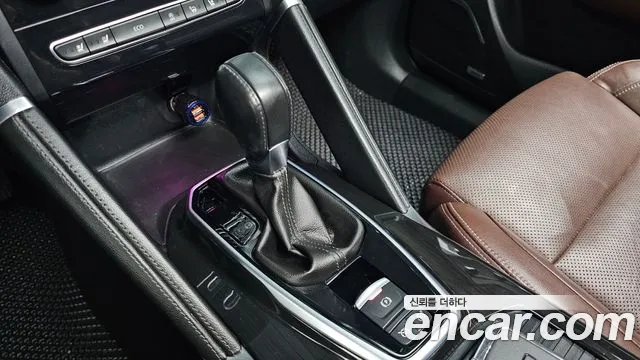 Renault-KoreaSamsung Koleos 2016 thumb 9