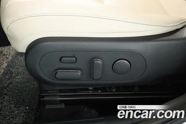 Hyundai Kona 2023 thumb 10