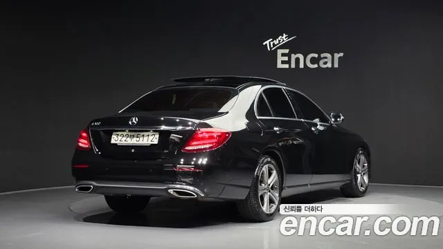 Mercedes-Benz E-Класс 2019 thumb 2