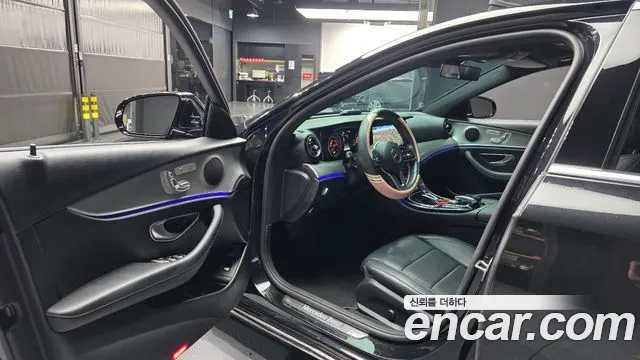 Mercedes-Benz E-Класс 2019 thumb 10