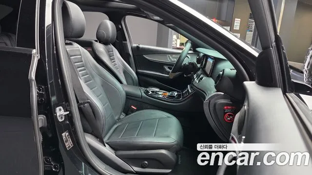 Mercedes-Benz E-Класс 2019 thumb 11