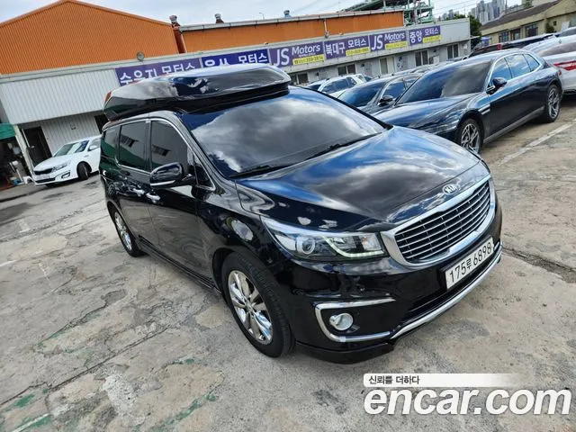 Kia Carnival 2017 thumb 3