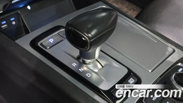 Genesis G80 2018 thumb 9