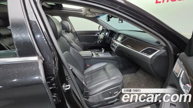 Genesis G80 2018 thumb 10