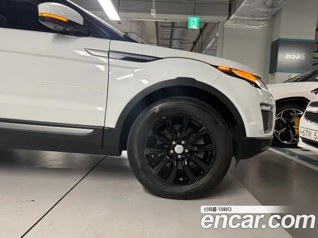 Land Rover Range Rover Evoque 2015 thumb 9