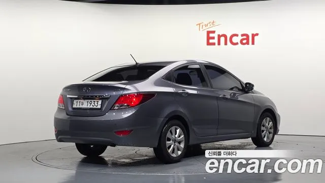Hyundai Accent 2015 thumb 2