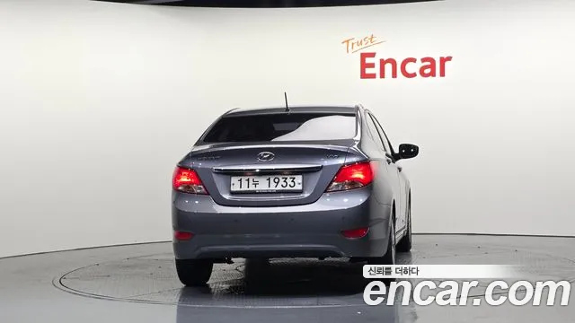 Hyundai Accent 2015 thumb 4