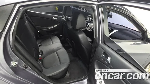Hyundai Accent 2015 thumb 11