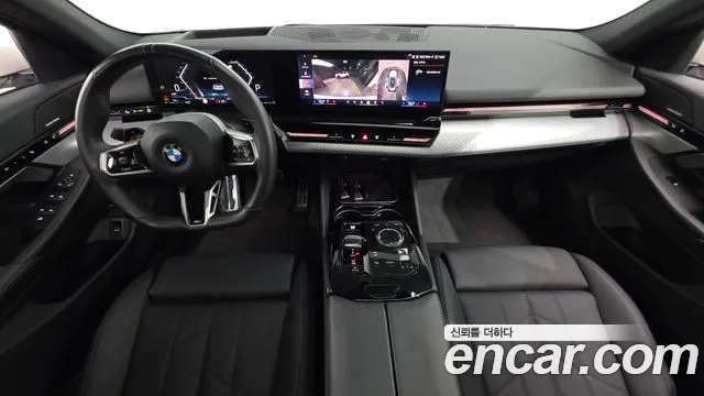 BMW 5-Series 2024 thumb 7