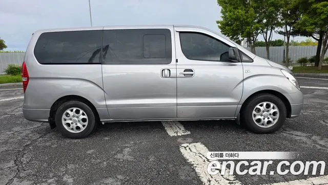 Hyundai Starex 2014 thumb 3
