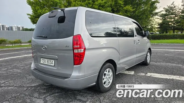 Hyundai Starex 2014 thumb 4