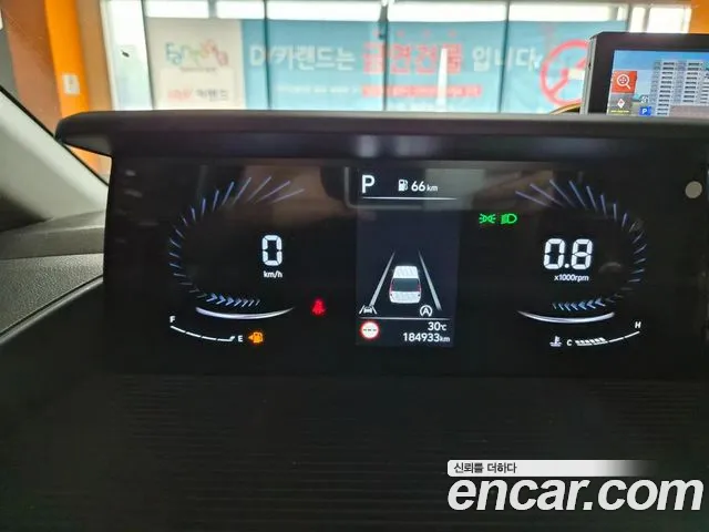 Hyundai Staria 2021 thumb 7