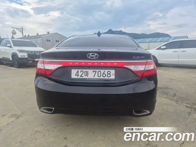 Hyundai Grandeur 2014 thumb 5