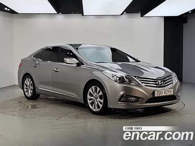 Hyundai Grandeur 2011 thumb 2
