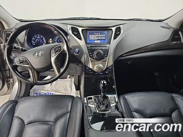 Hyundai Grandeur 2011 thumb 5