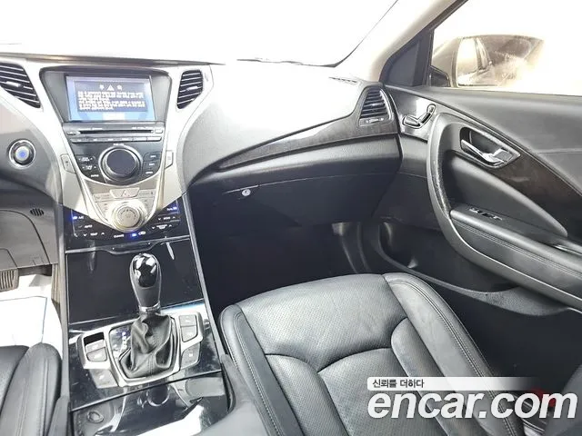 Hyundai Grandeur 2011 thumb 10