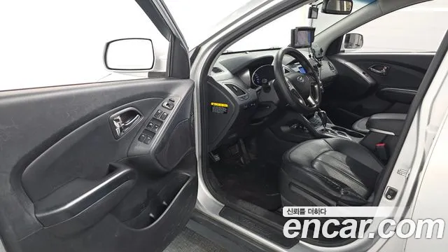 Hyundai Tucson 2012 thumb 10