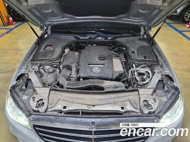 Mercedes-Benz E-Класс 2018 thumb 5
