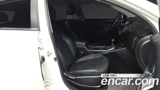 Kia Sportage 2012 thumb 10