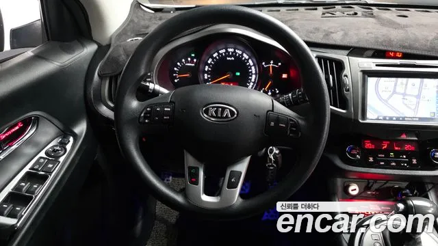 Kia Sportage 2012 thumb 12