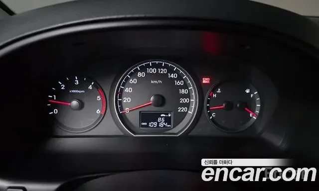 Hyundai Starex 2016 thumb 9