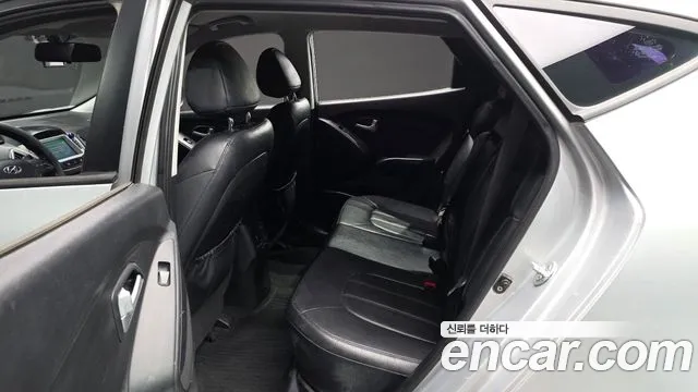 Hyundai Tucson 2013 thumb 12