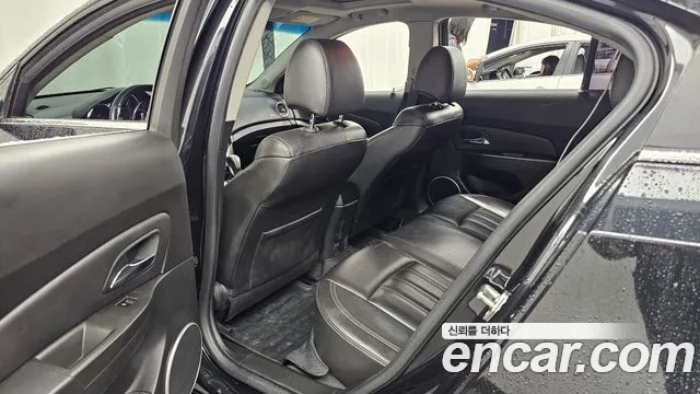 ChevroletGMDaewoo Cruze 2013 thumb 12