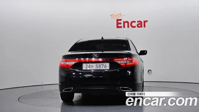 Hyundai Grandeur 2011 thumb 3