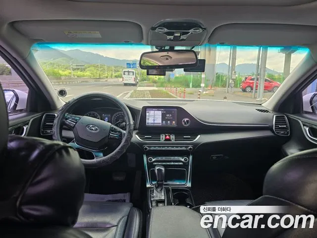 Hyundai Grandeur 2017 thumb 7