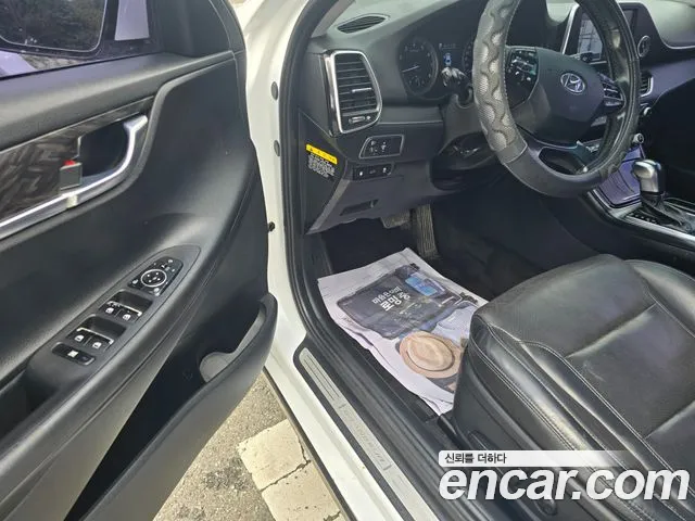 Hyundai Grandeur 2017 thumb 10