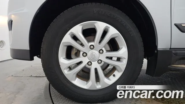 KG_Mobility_Ssangyong KORANDO 2017 thumb 5