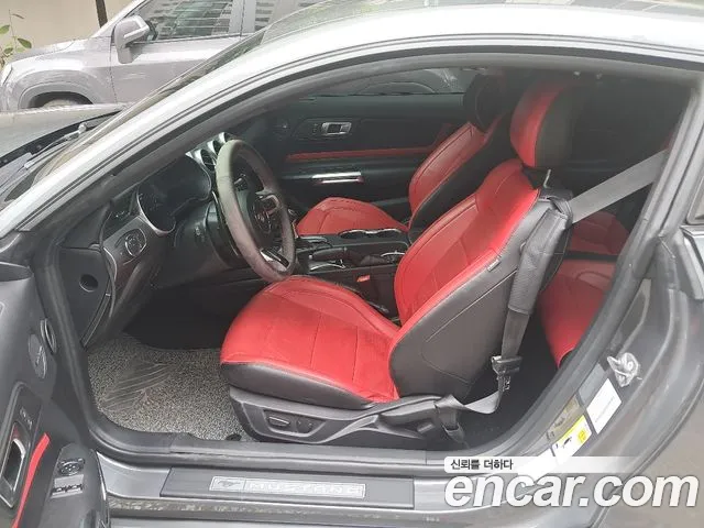 Ford Mustang Mach-E 2022 thumb 10