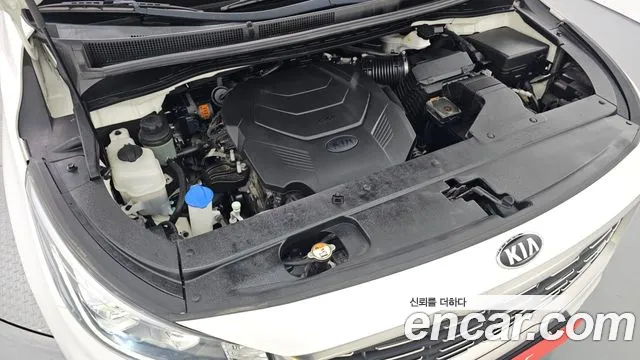 Kia Carnival 2019 thumb 6