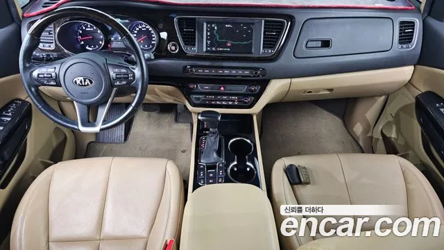 Kia Carnival 2019 thumb 7