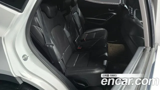 Hyundai Santa Fe 2016 thumb 11