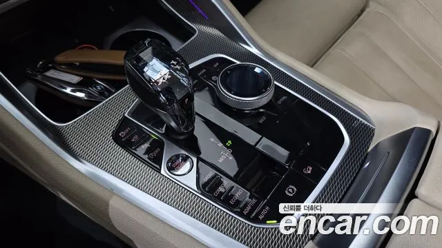BMW X6 2021 thumb 9