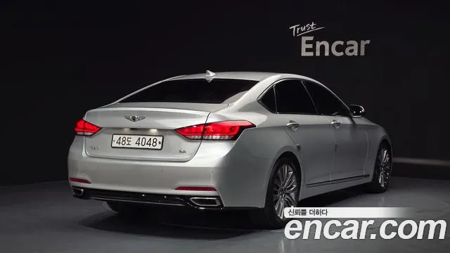 Genesis G80 2017 thumb 2