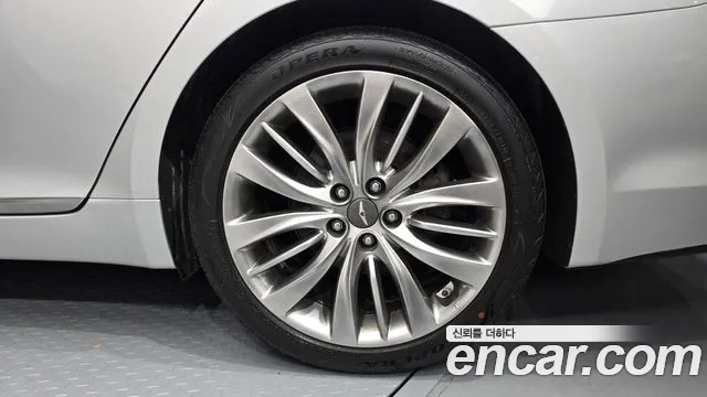 Genesis G80 2017 thumb 5