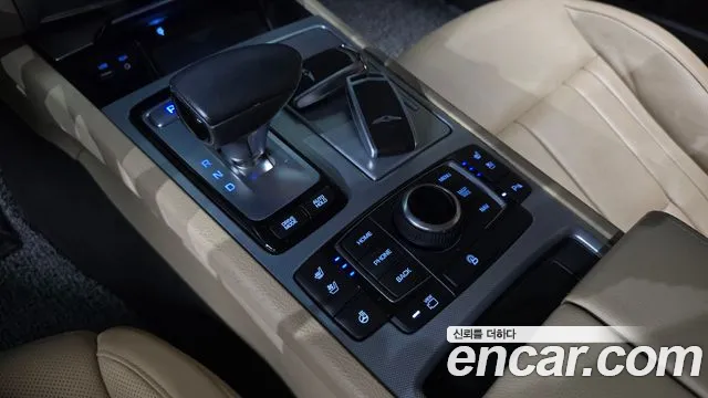 Genesis G80 2017 thumb 9