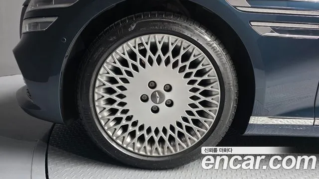 Genesis G80 2020 thumb 5