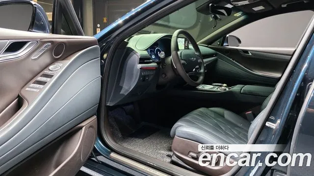 Genesis G80 2020 thumb 10