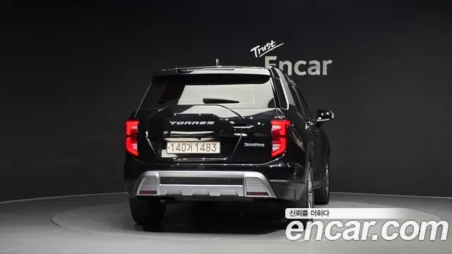 KG_Mobility_Ssangyong Torres 2022 thumb 4