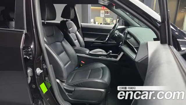 KG_Mobility_Ssangyong Torres 2022 thumb 11