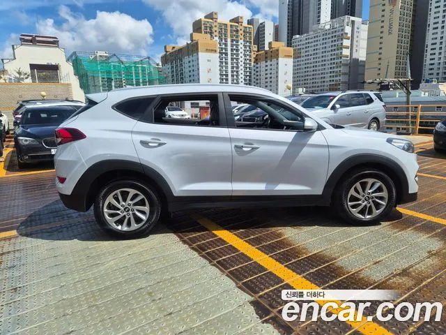 Hyundai Tucson 2016 thumb 9