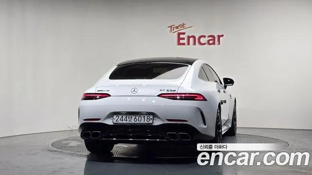 Mercedes-Benz AMG GT 2023 thumb 4