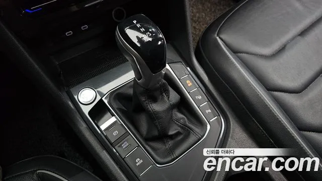 Volkswagen Tiguan 2021 thumb 8