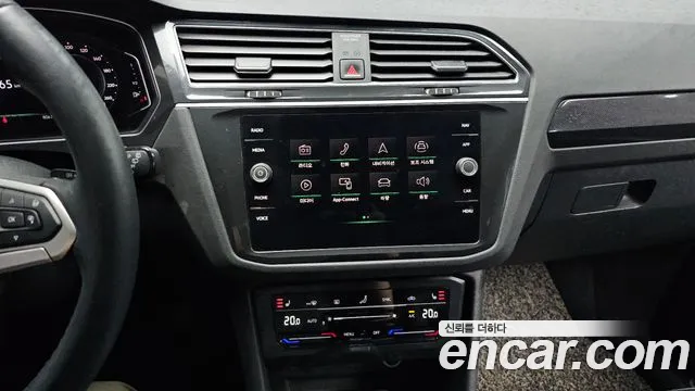 Volkswagen Tiguan 2021 thumb 12