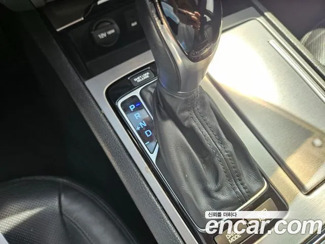 Hyundai Genesis 2015 thumb 9