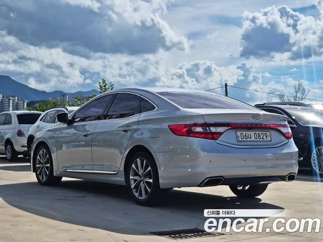 Hyundai Grandeur 2015 thumb 6