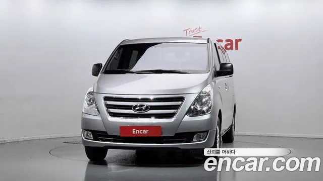 Hyundai Starex 2016 thumb 3